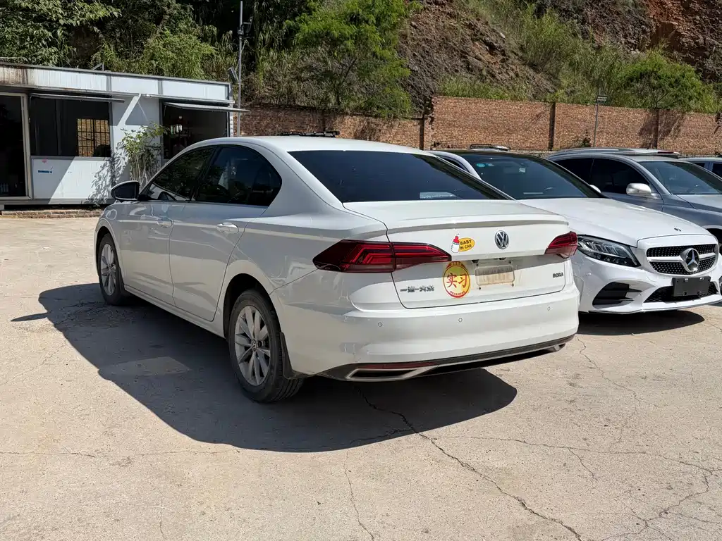Volkswagen Bora 2020 1.5L AT Comfort