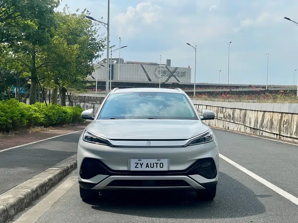 BYD Yuan Plus — миниатюра 2