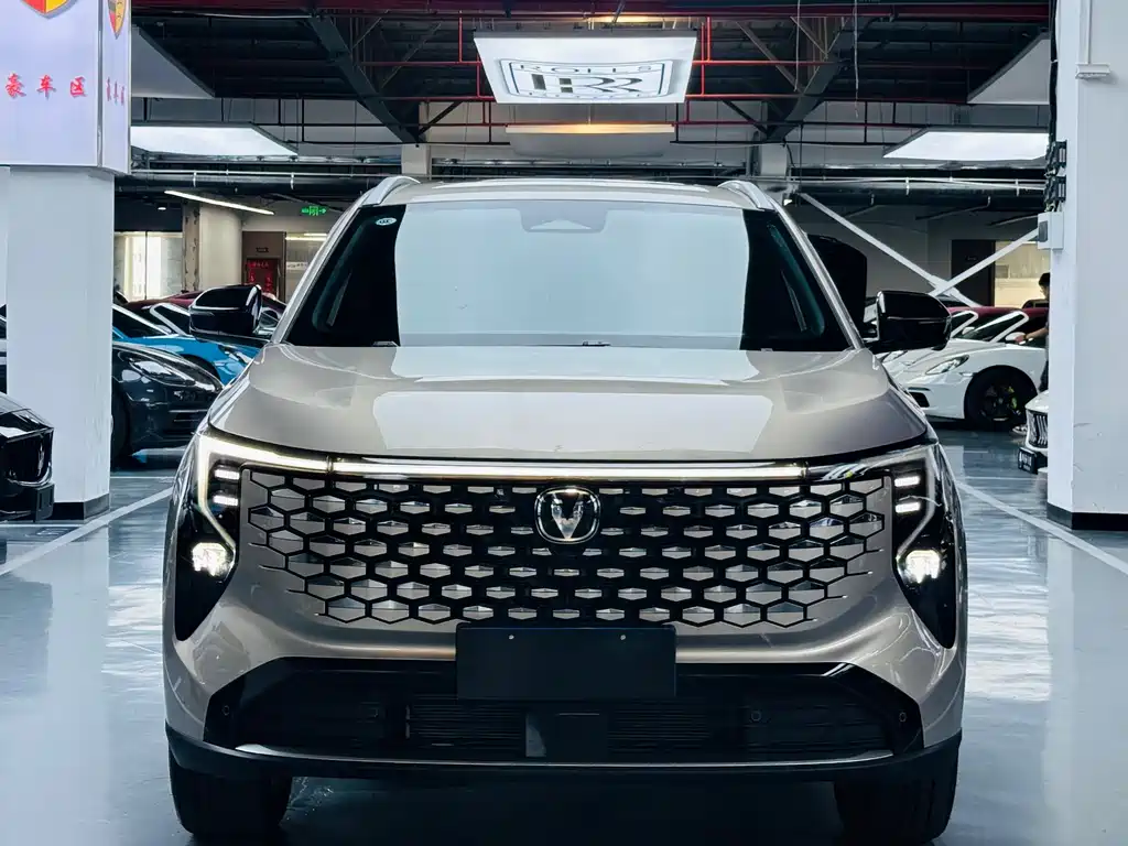 Changan CS55PLUS No. 4 Gen New Blue Whale 1.5T Sky Hub Premium Type, фото 2