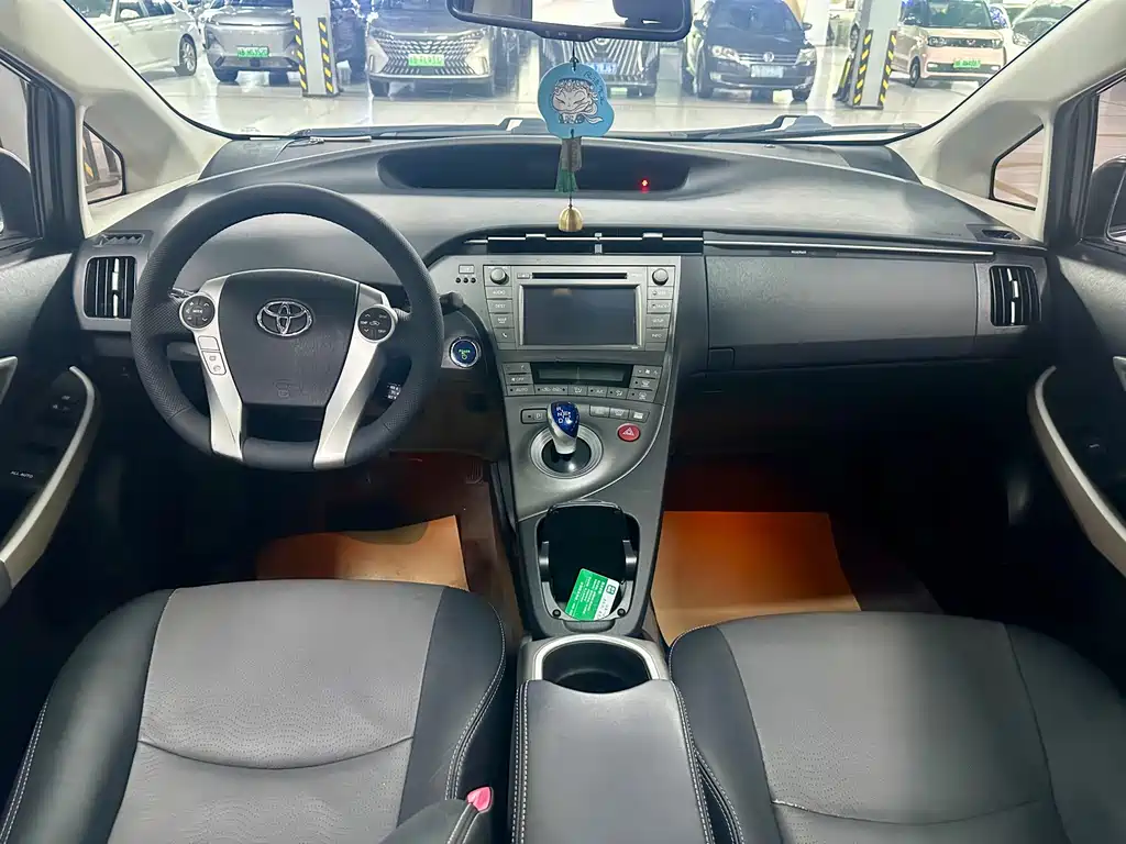 Toyota Prius — фотографии объявления, Фото 13