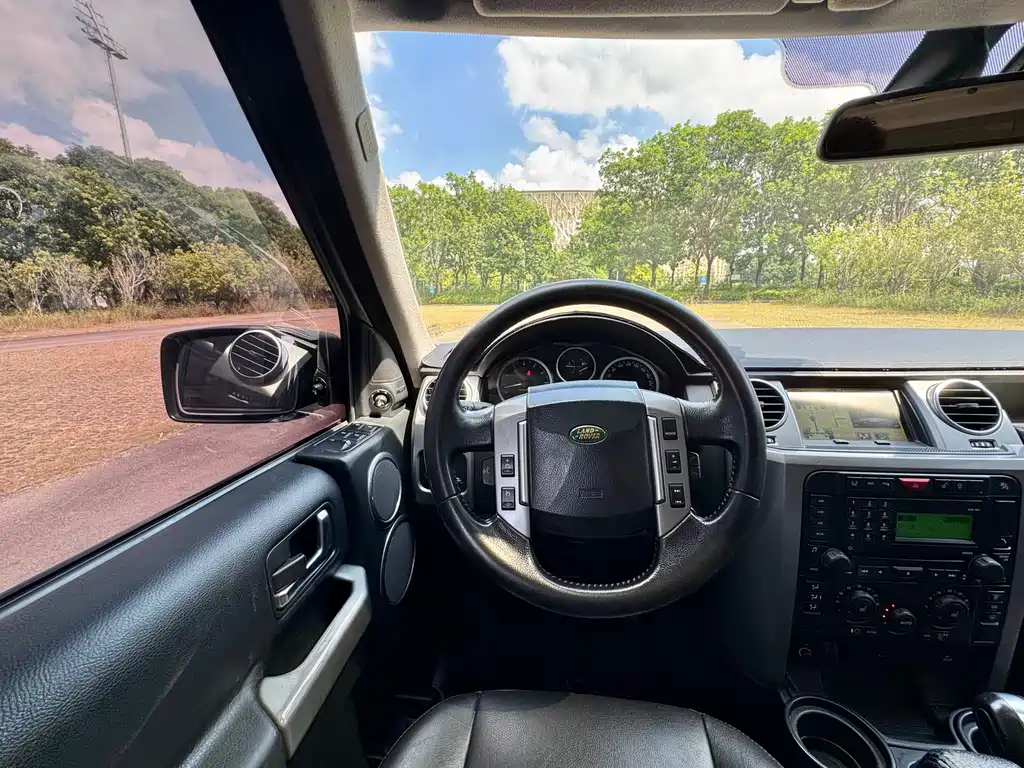 Land Rover Discovery — миниатюра 12