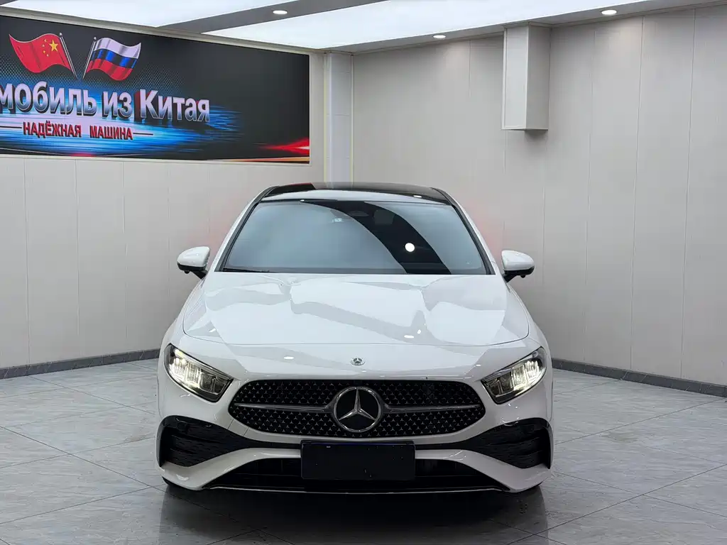 Mercedes-Benz A-Class — миниатюра 2