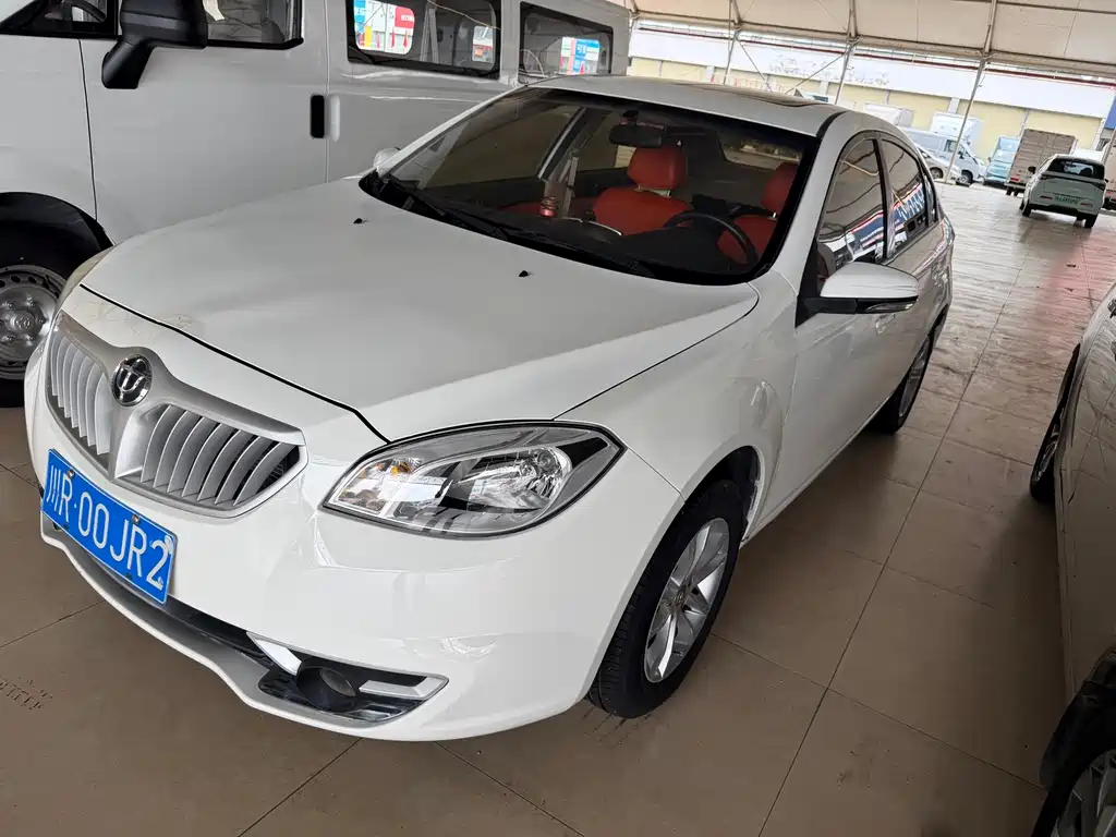 Zhonghua H330