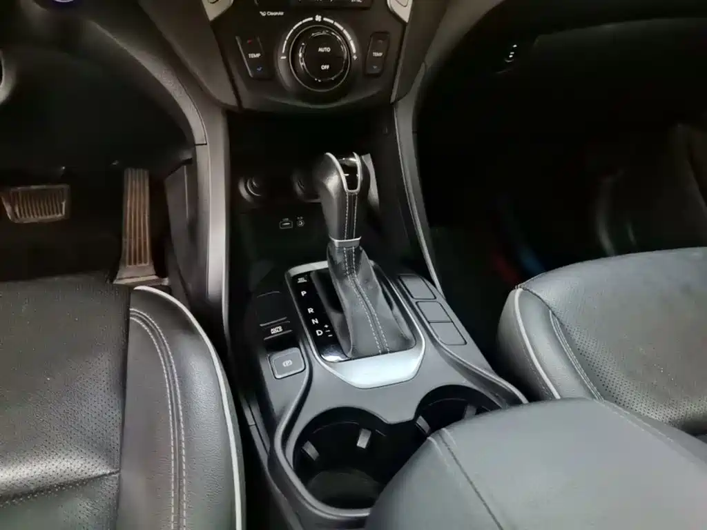 Hyundai Santa Fe — миниатюра 14