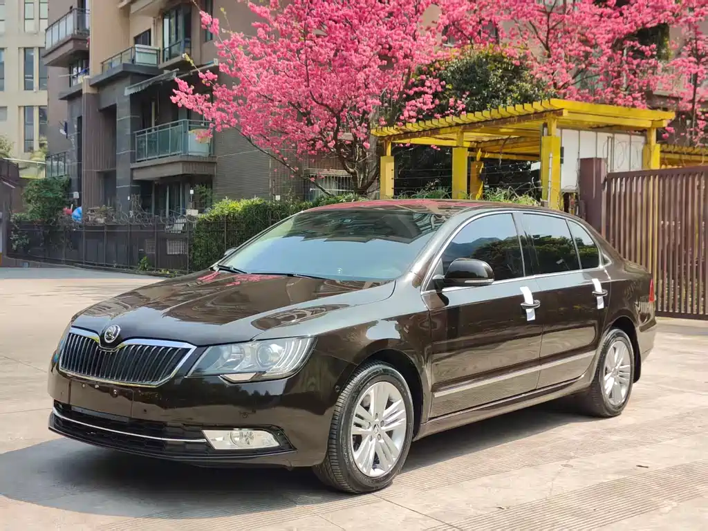 Skoda Superb 2013