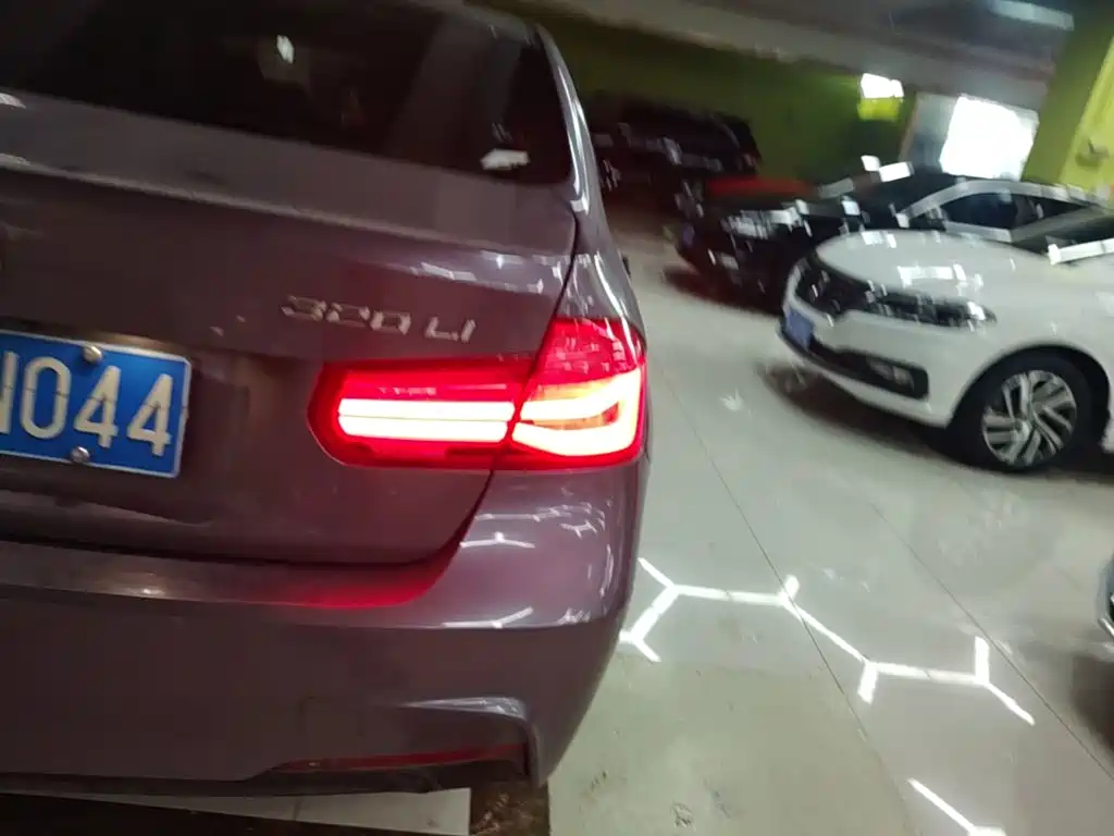 BMW 3 Series — миниатюра 8