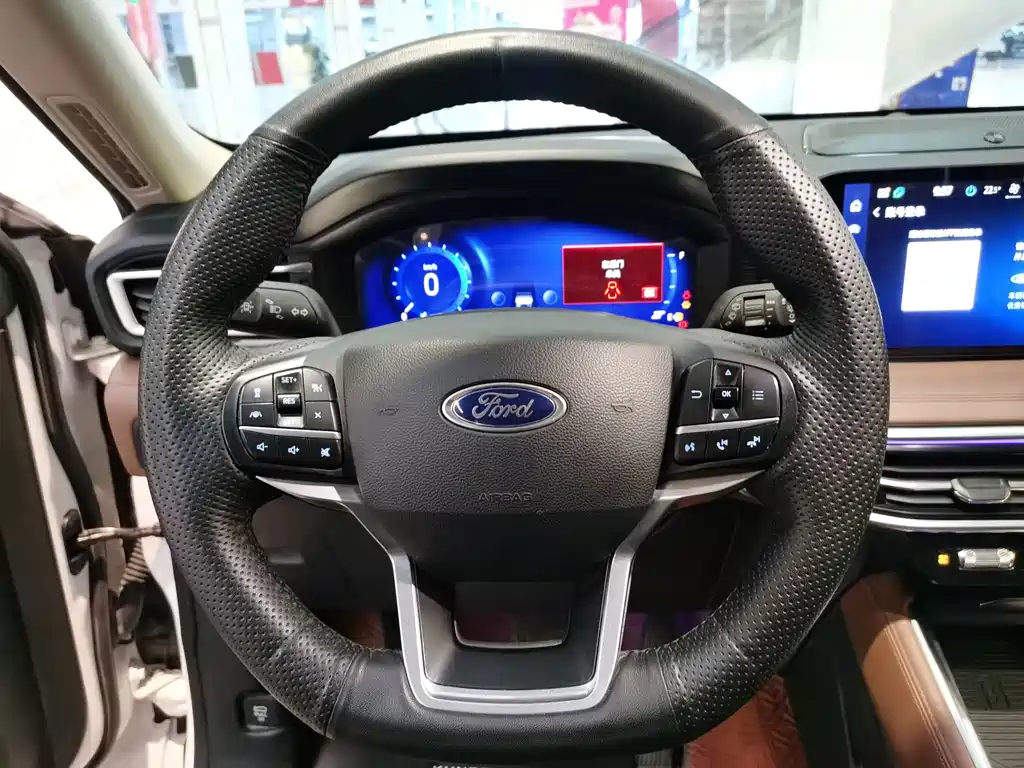 Ford Explorer — миниатюра 10