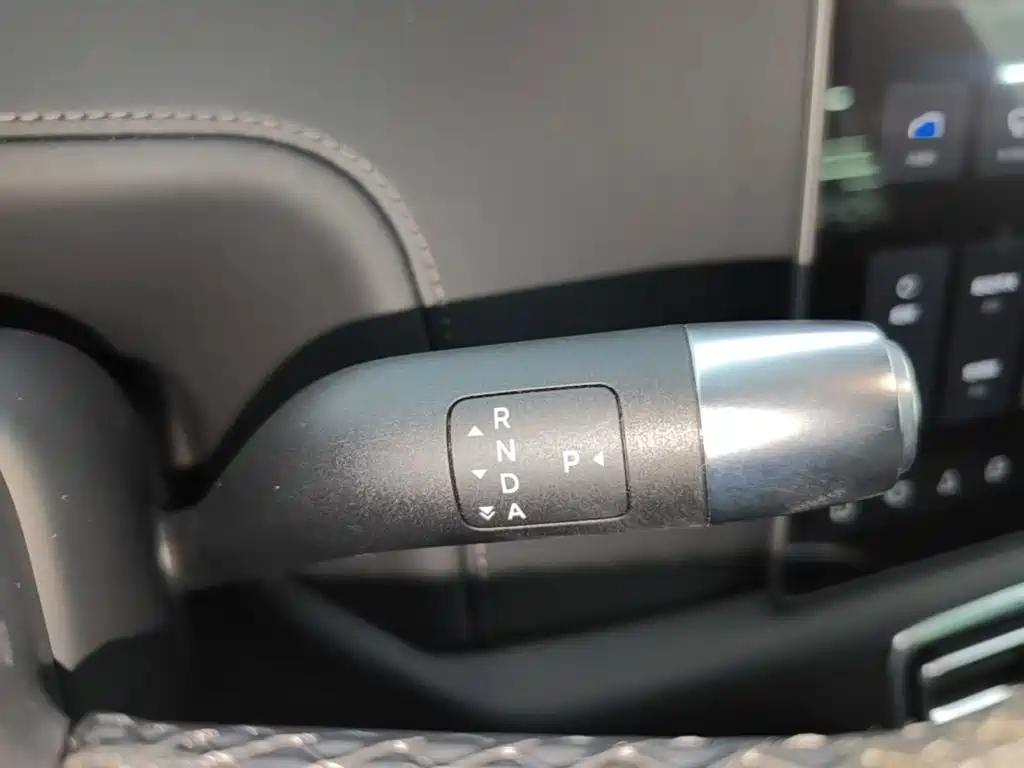 Li Auto Li L9 — миниатюра 14