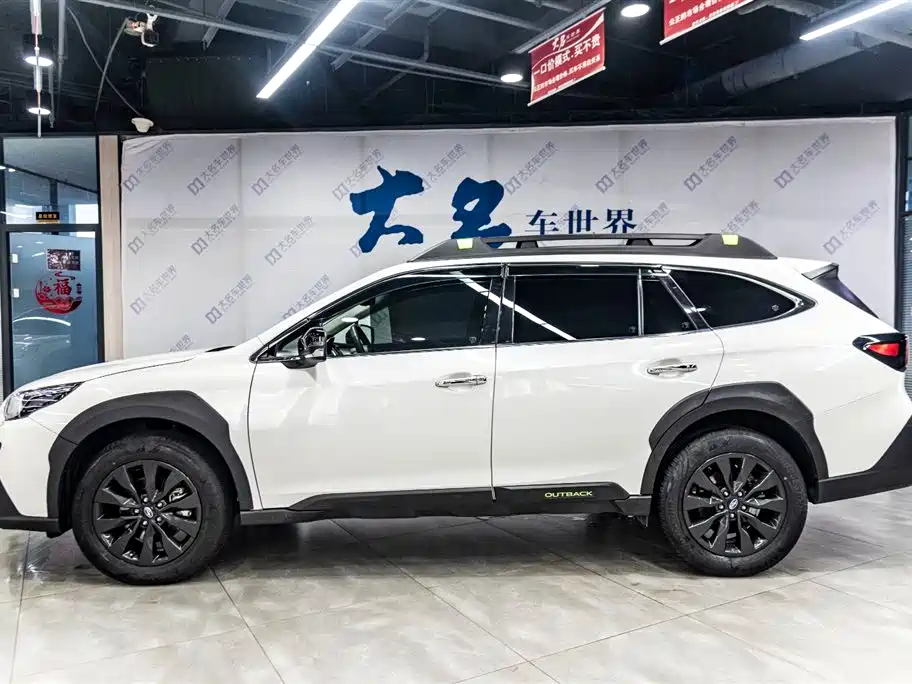 SUBARU OUTBACK