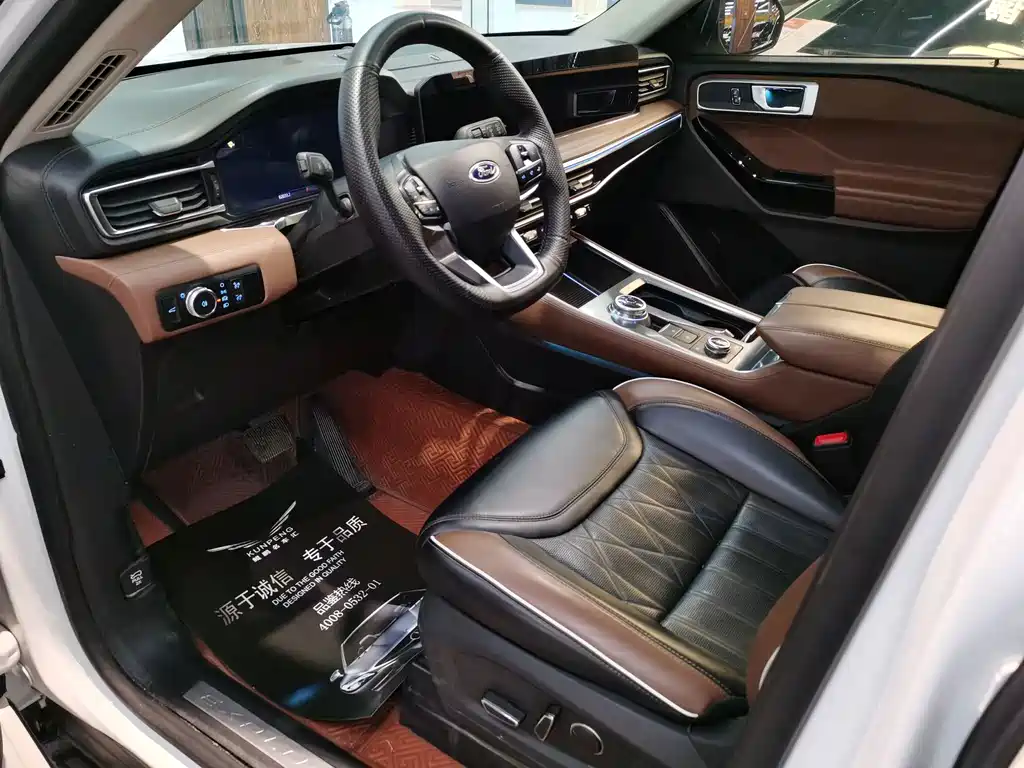 Ford Explorer — миниатюра 5
