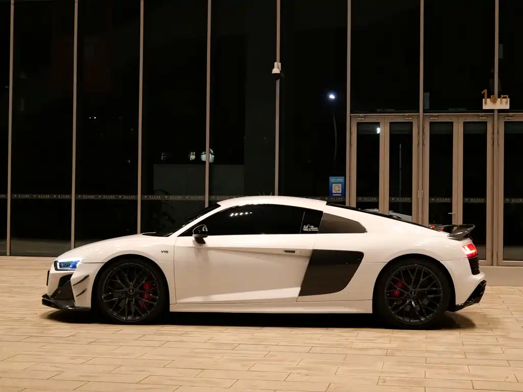 Audi R8 — миниатюра 3