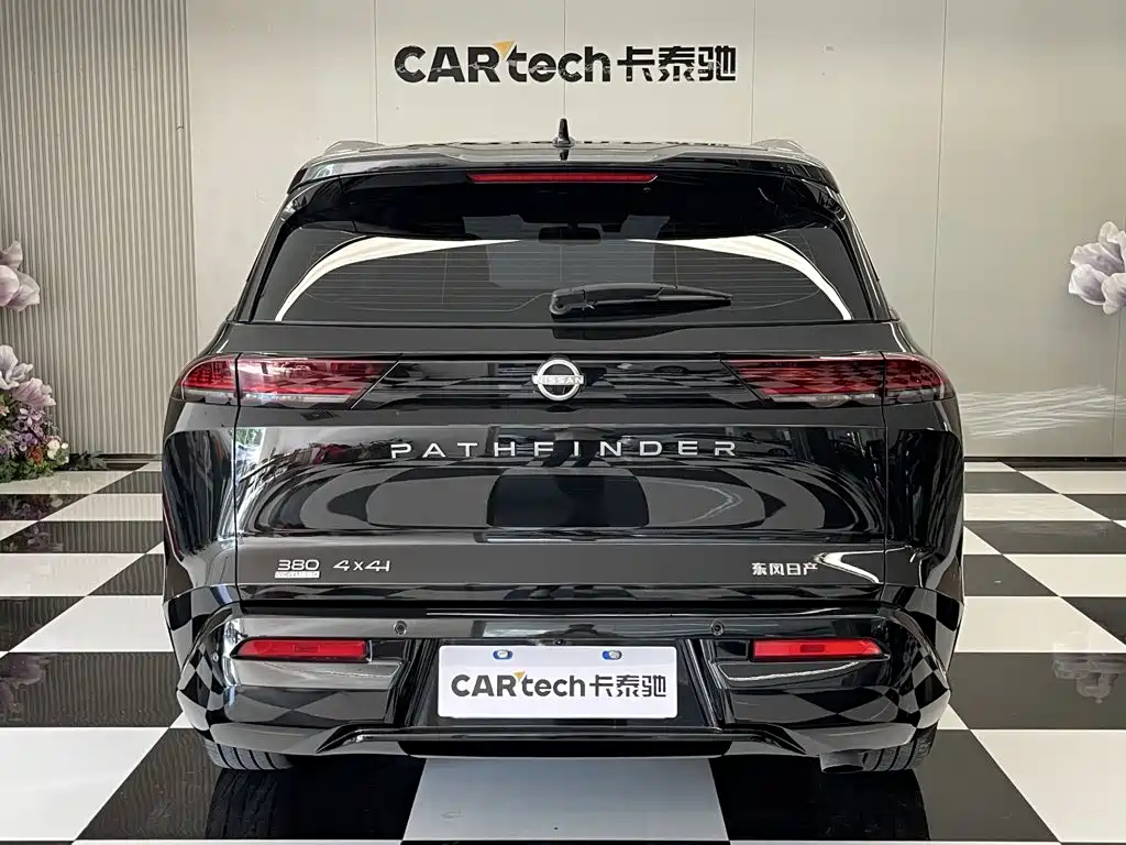Nissan Teramont — миниатюра 6