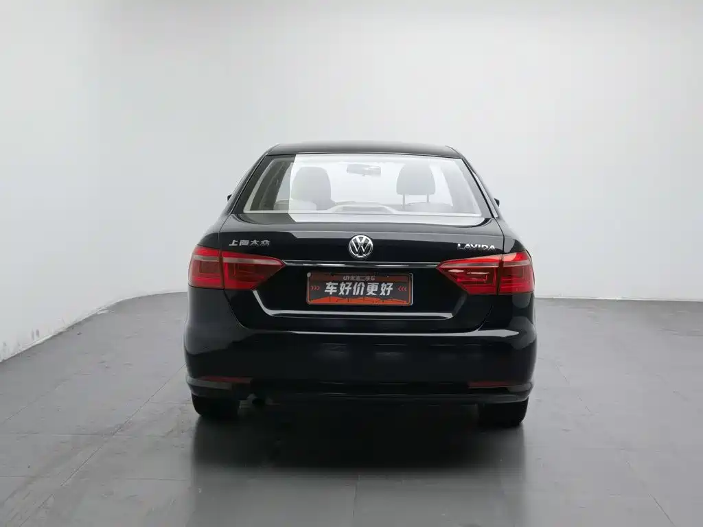Volkswagen Lavida — миниатюра 4