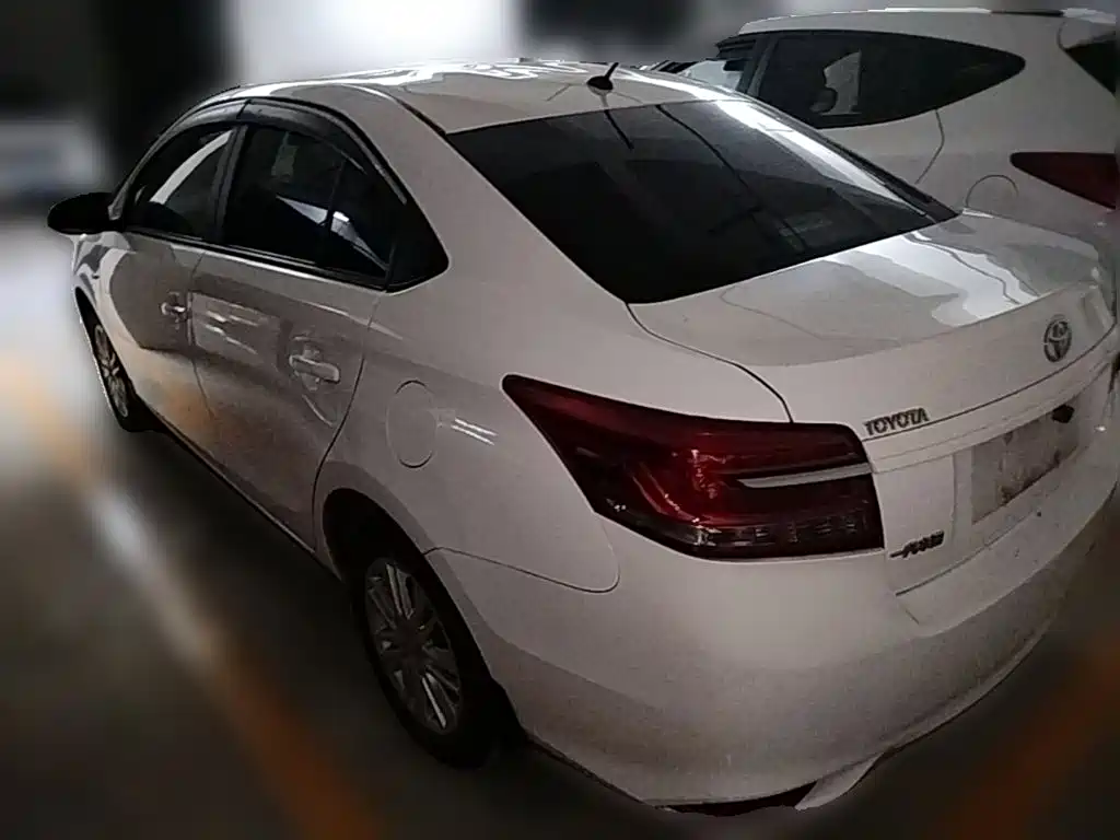 Toyota Vios — миниатюра 7
