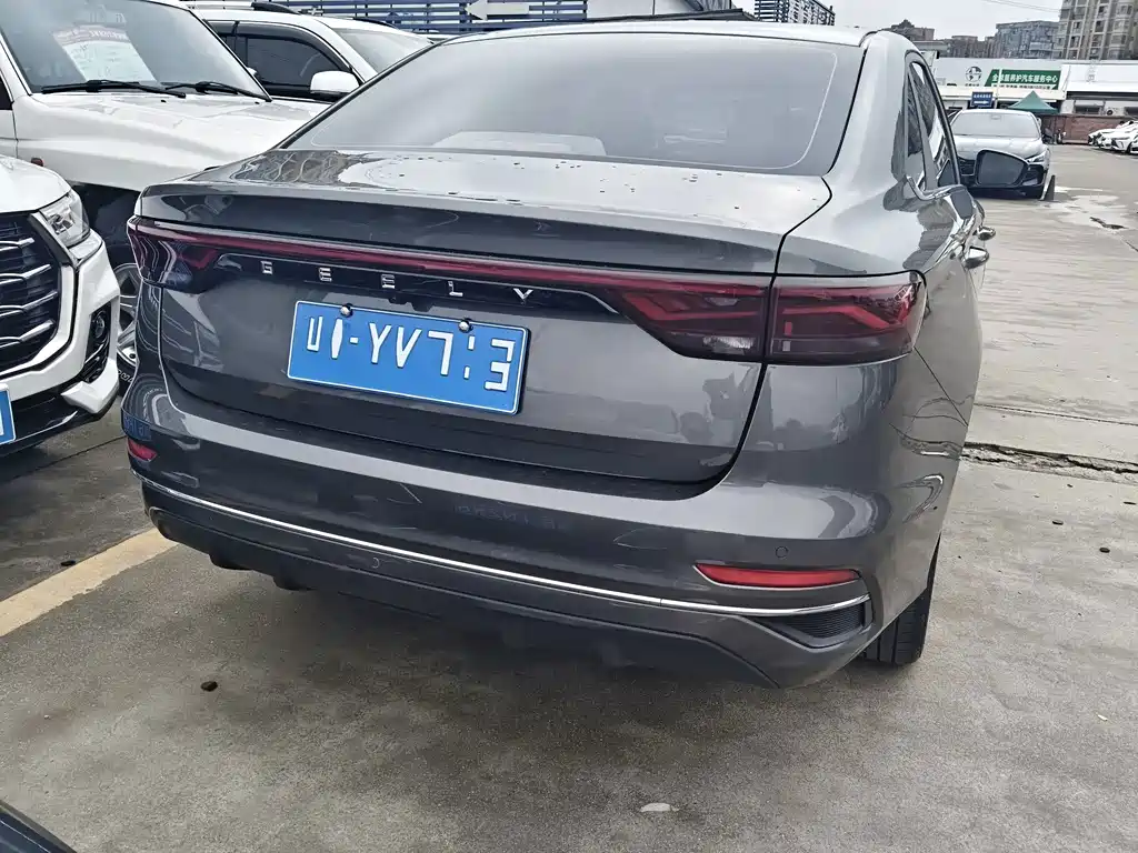 Geely Emgrand — миниатюра 17