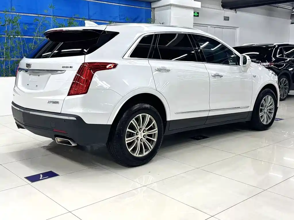 Cadillac XT5 — миниатюра 4