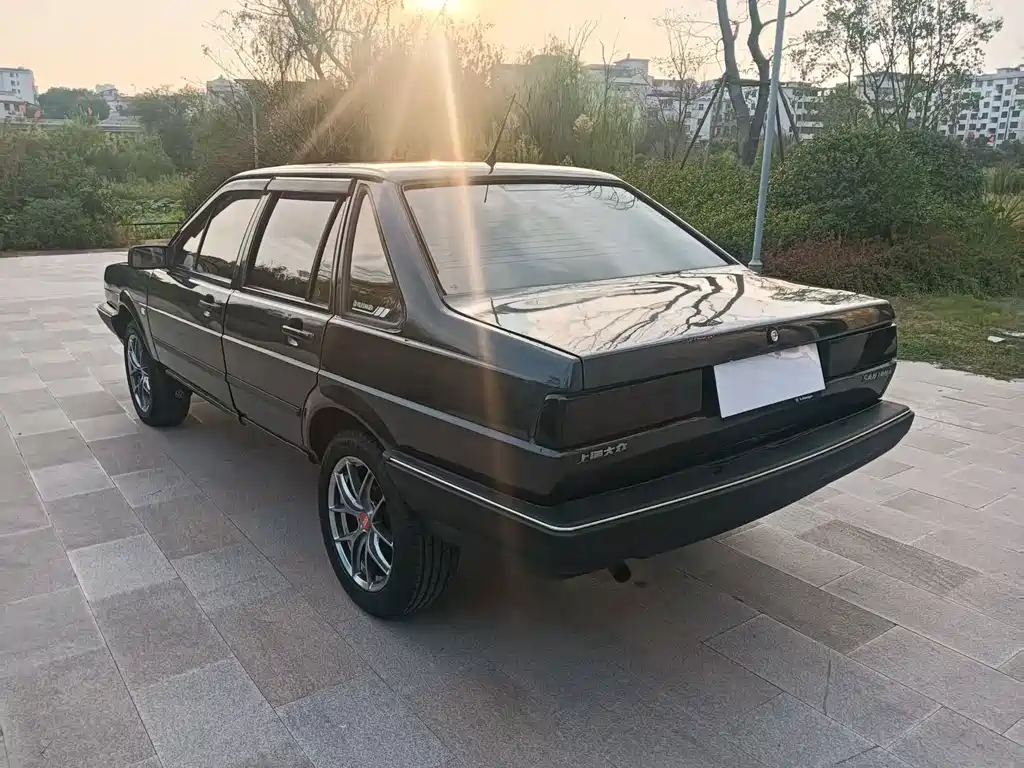 Volkswagen Santana Classic — миниатюра 5