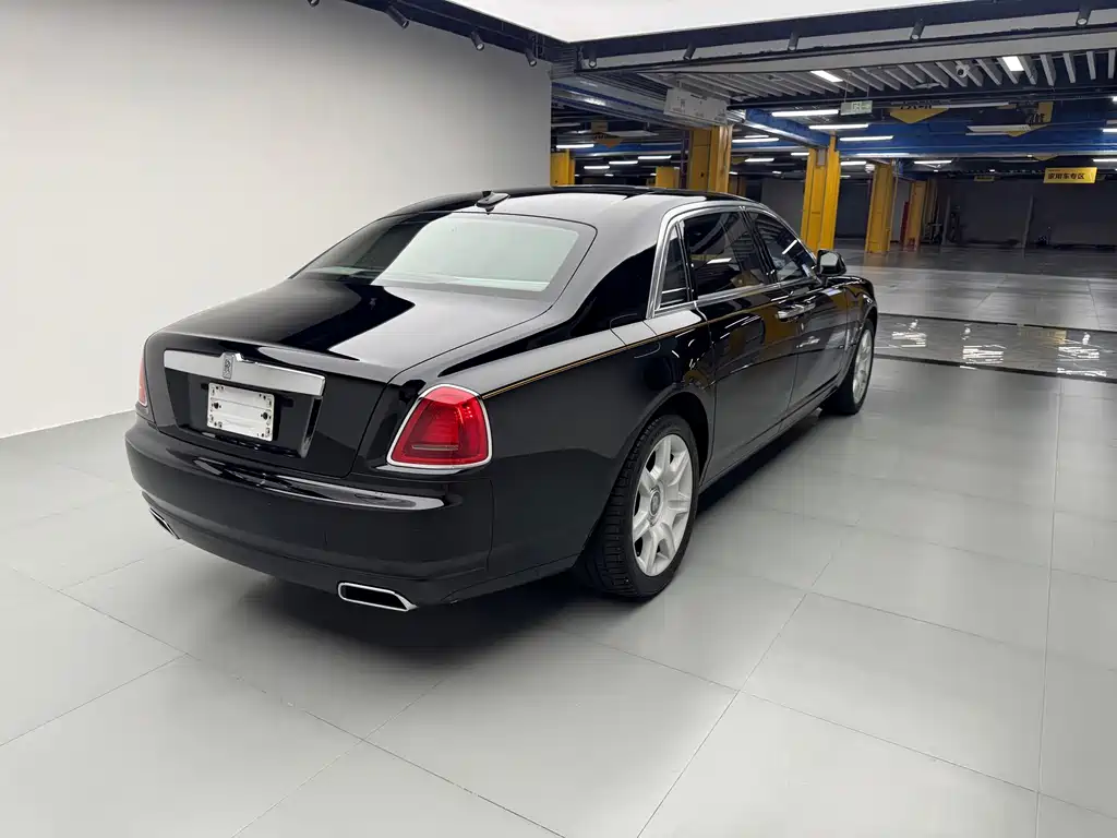 Rolls-Royce Ghost — миниатюра 17