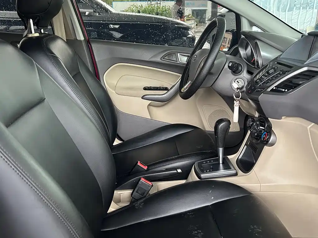 Ford Fiesta — миниатюра 13
