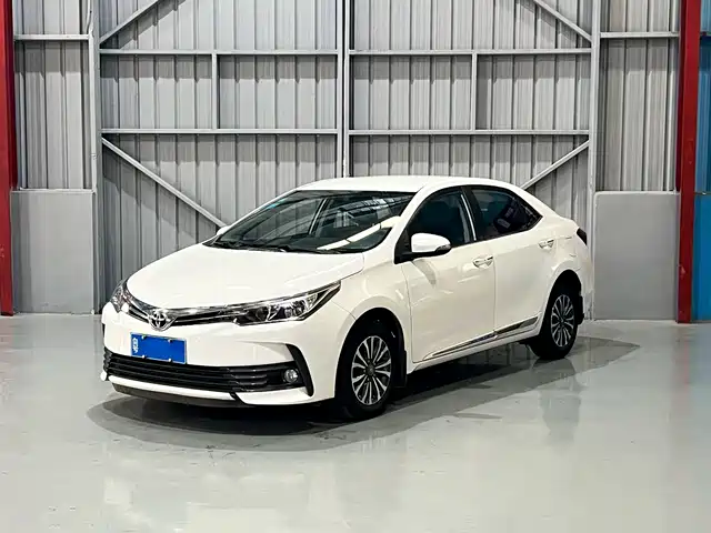 TOYOTA COROLLA 2017