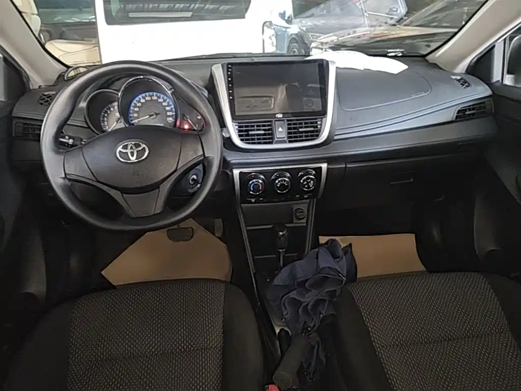 Toyota Vios FS — миниатюра 10