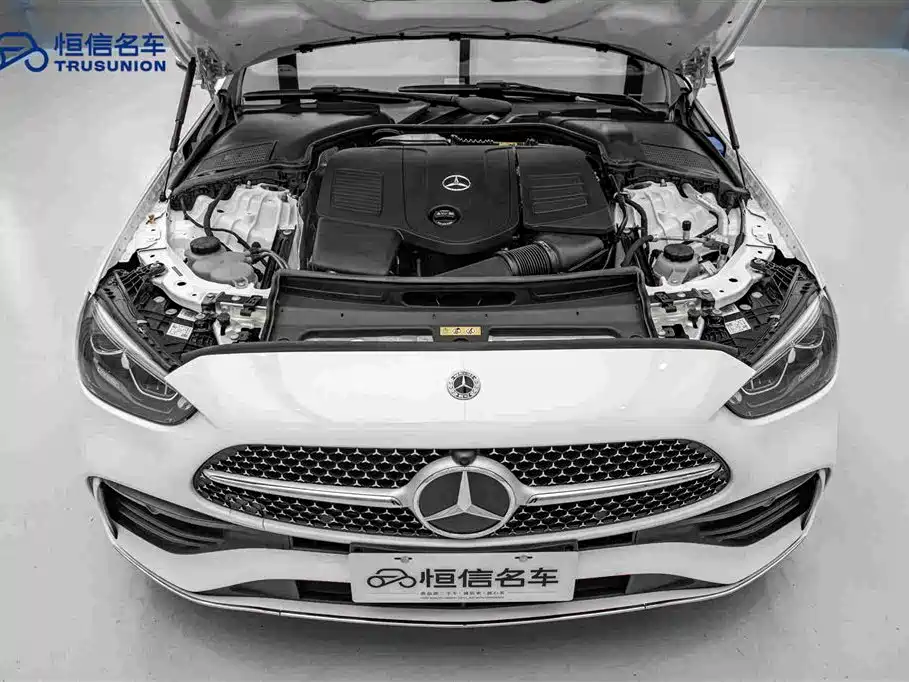Mercedes-Benz C-Class — миниатюра 21