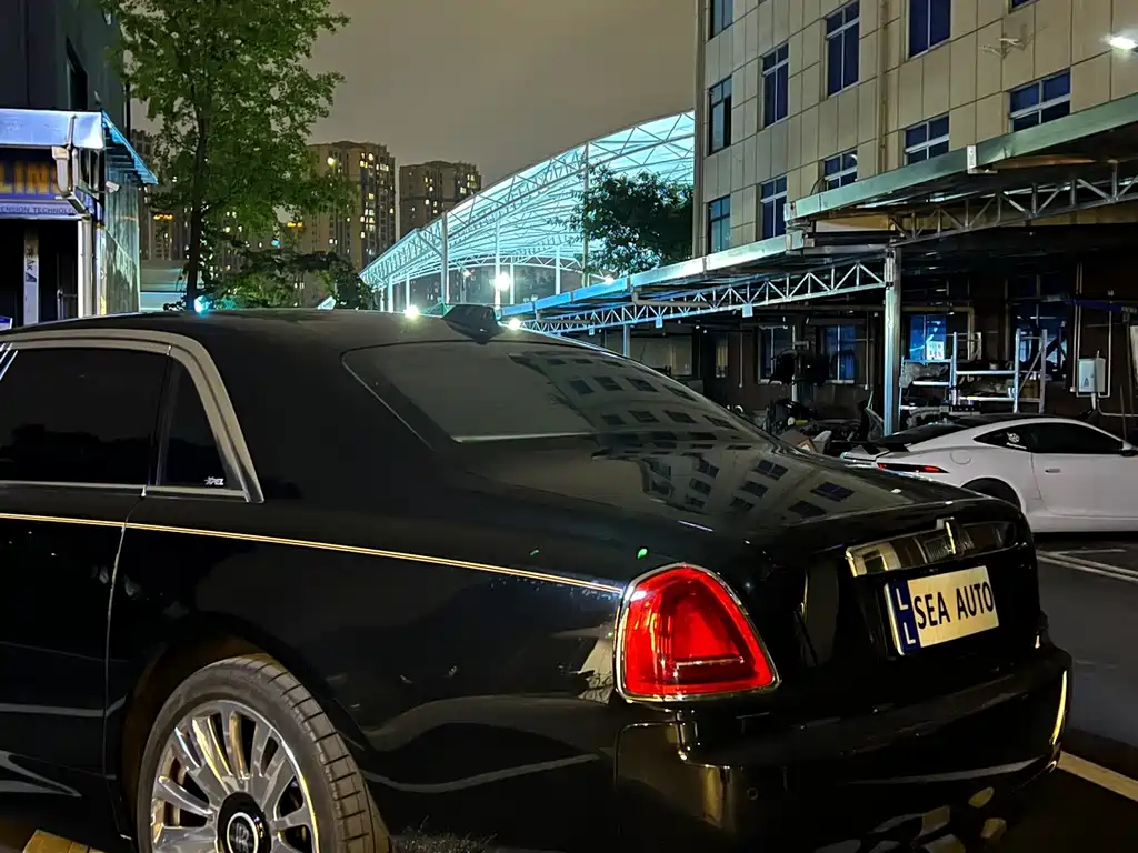 Rolls-Royce Ghost — миниатюра 6