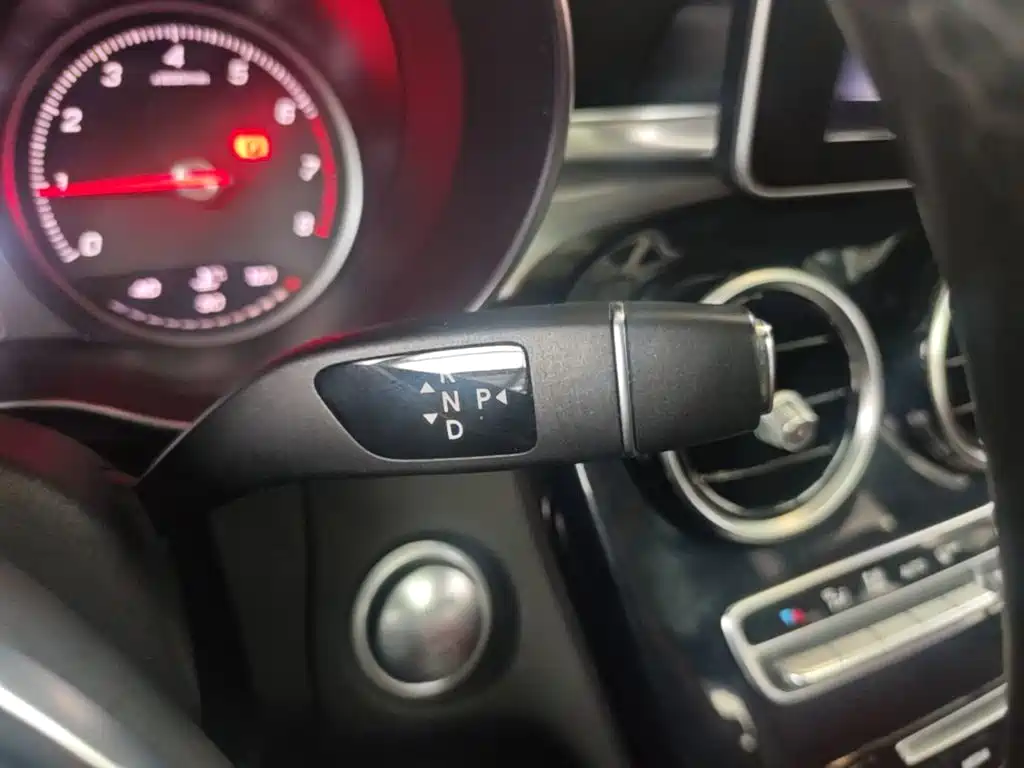 Mercedes-Benz C-Class — миниатюра 14