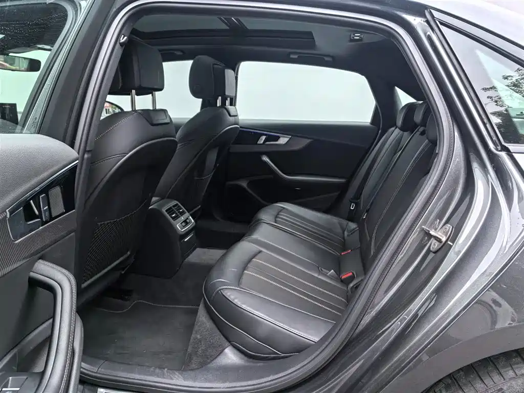Audi A4L — миниатюра 14