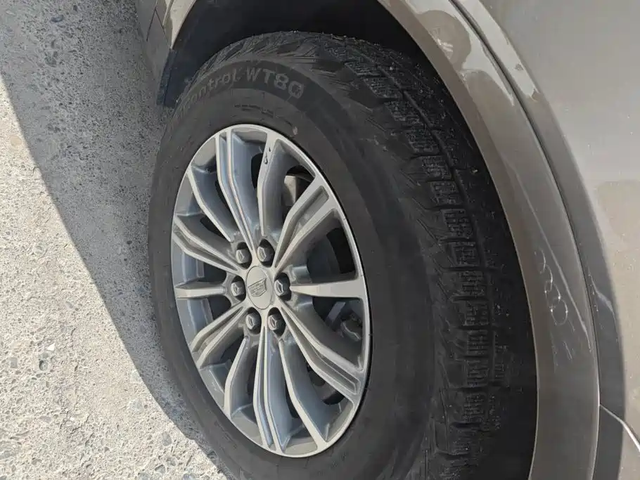 Cadillac XT5 — миниатюра 6
