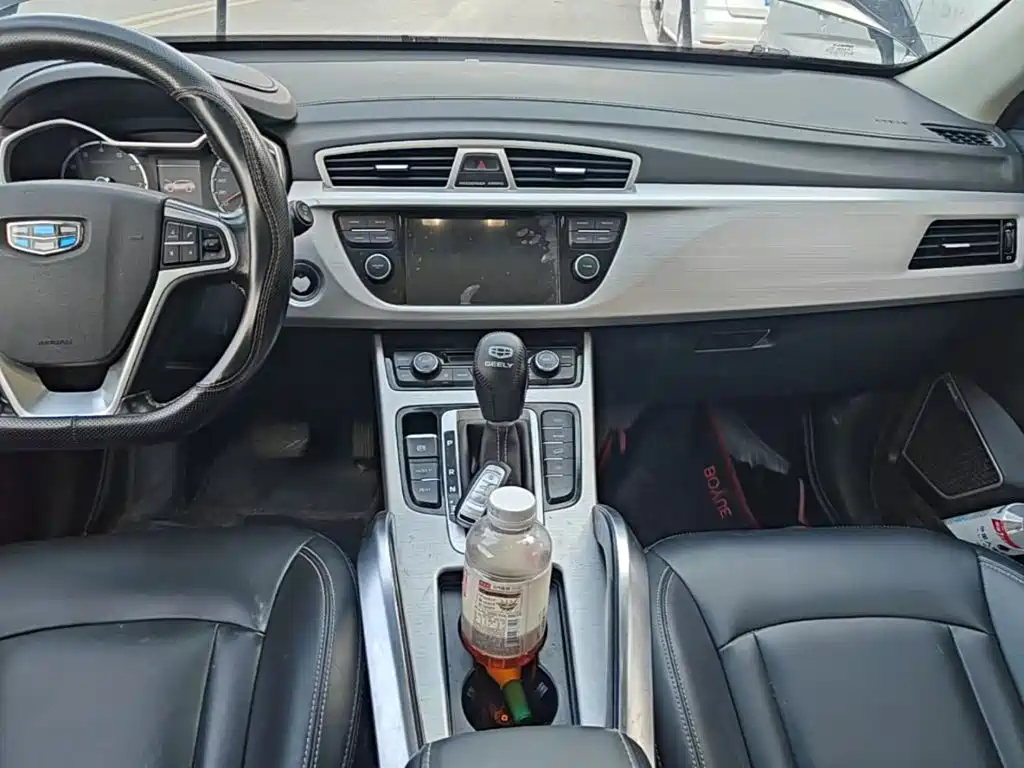 Geely Boyue — миниатюра 14