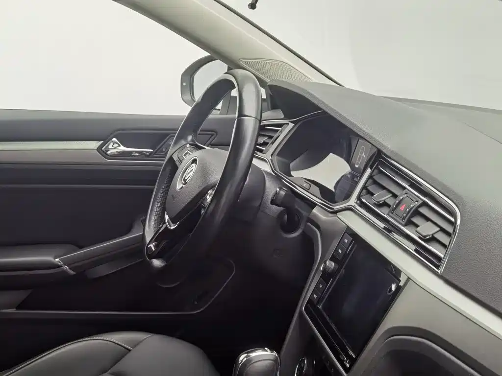 Volkswagen Lamando — миниатюра 22