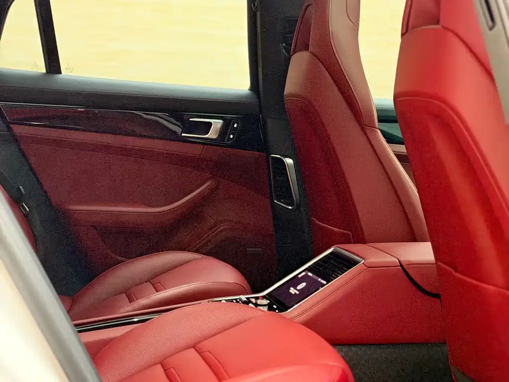 Porsche Panamera — миниатюра 8