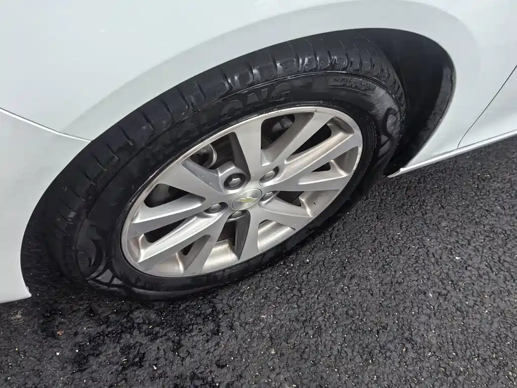 Chevrolet Malibu — миниатюра 5