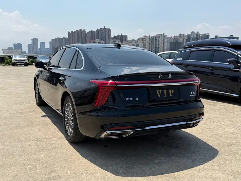 Hongqi Hongqi H5 — миниатюра 17