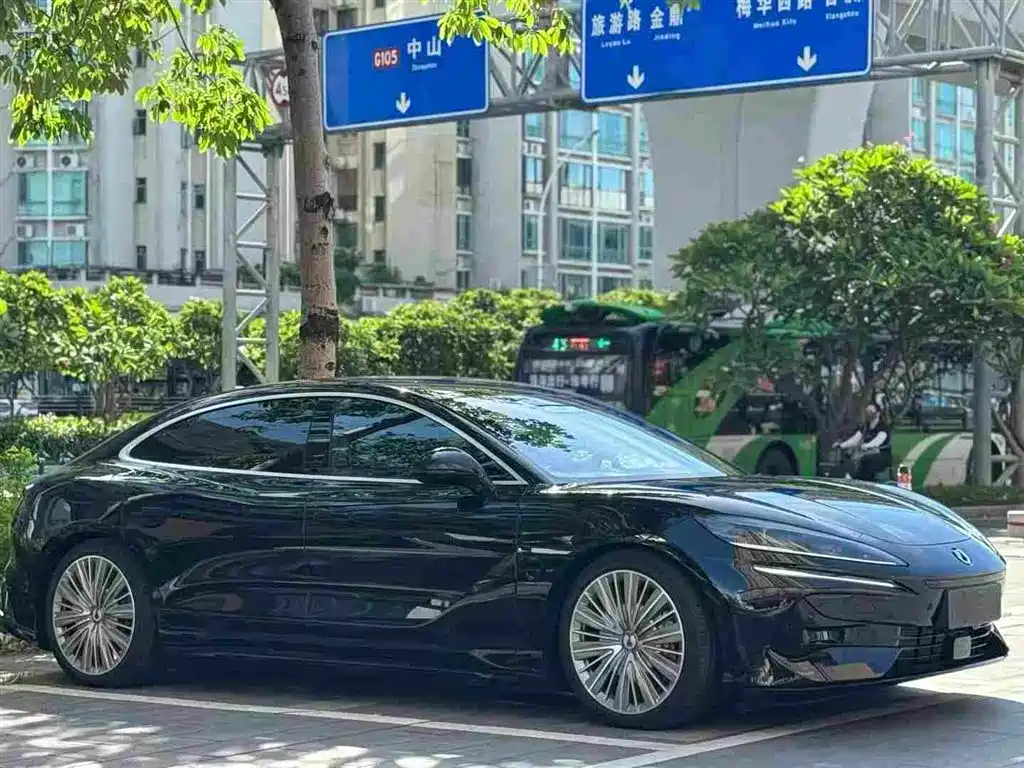 Denza Z9 2024 1100km Ultra