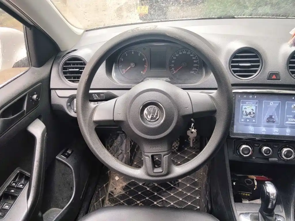 Volkswagen Jetta — миниатюра 3