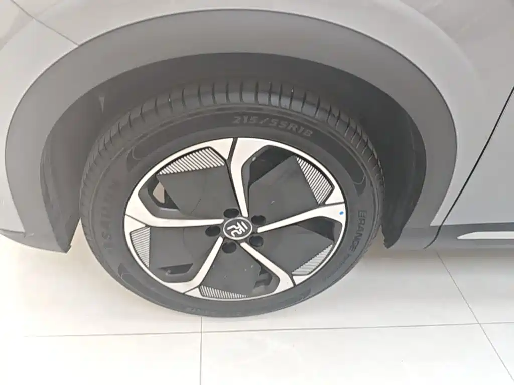 BYD Yuan Plus — миниатюра 23