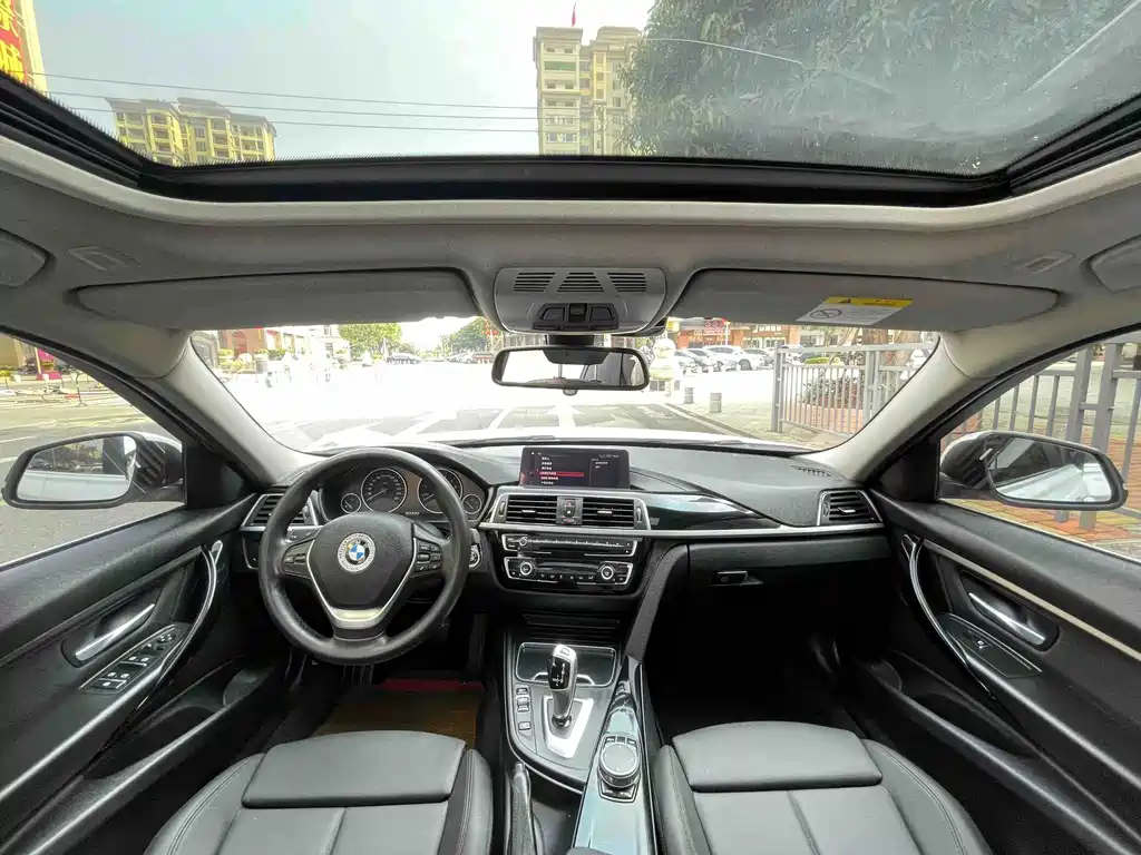 BMW 3 Series — миниатюра 14