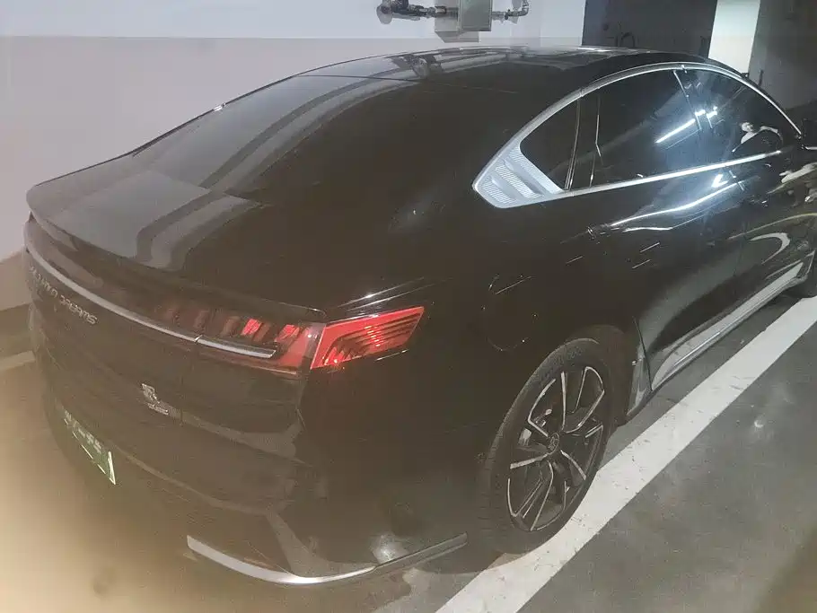 BYD Han — миниатюра 3