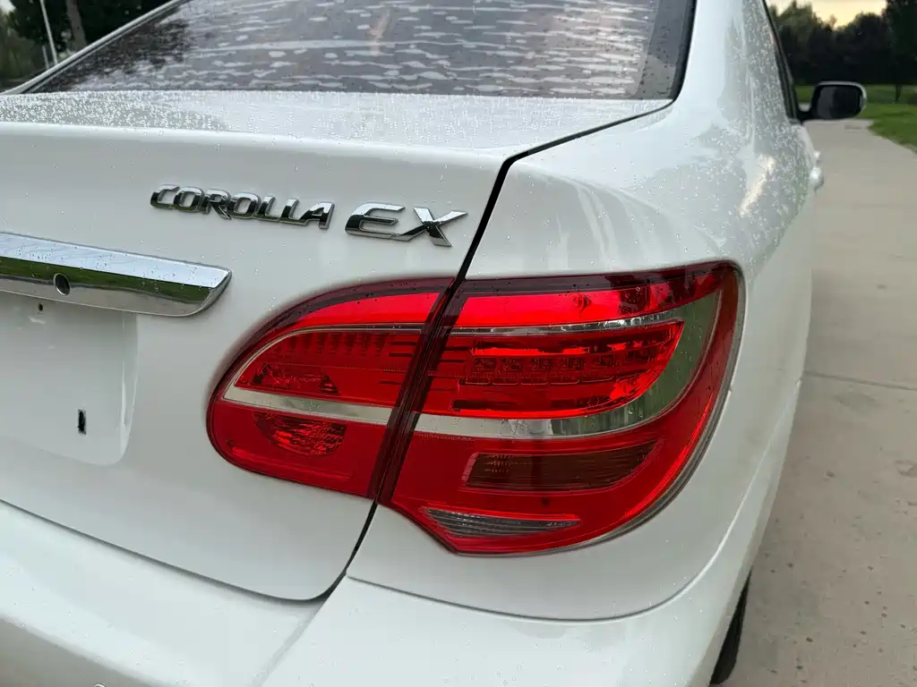 Toyota Corolla — миниатюра 9