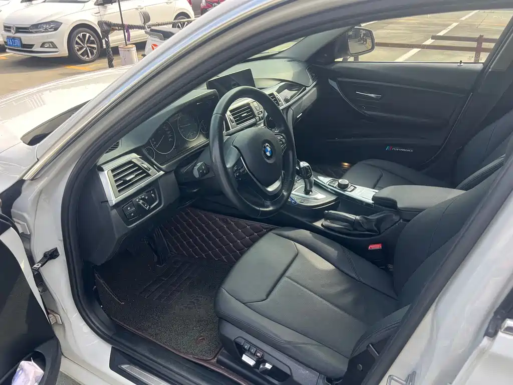 BMW 3 Series — миниатюра 5
