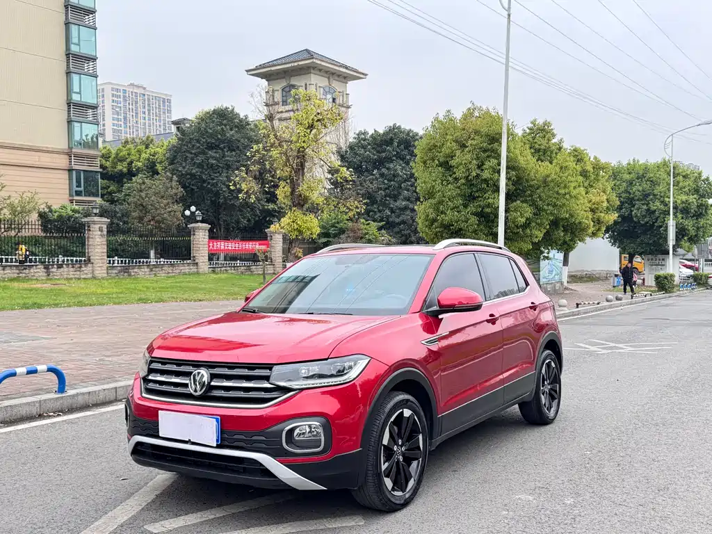 Volkswagen Tacqua 2020