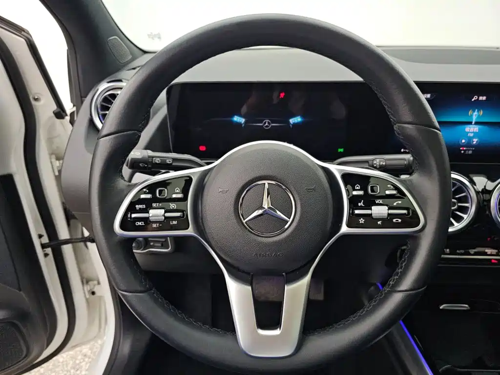 Mercedes-Benz B-Class — миниатюра 9