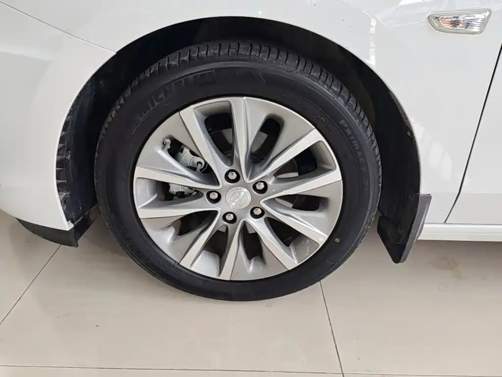 Buick GL6 — миниатюра 23