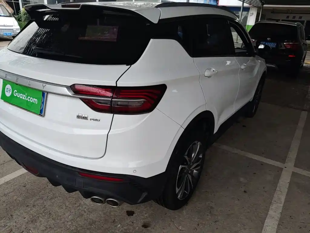 Geely Binyue — миниатюра 8