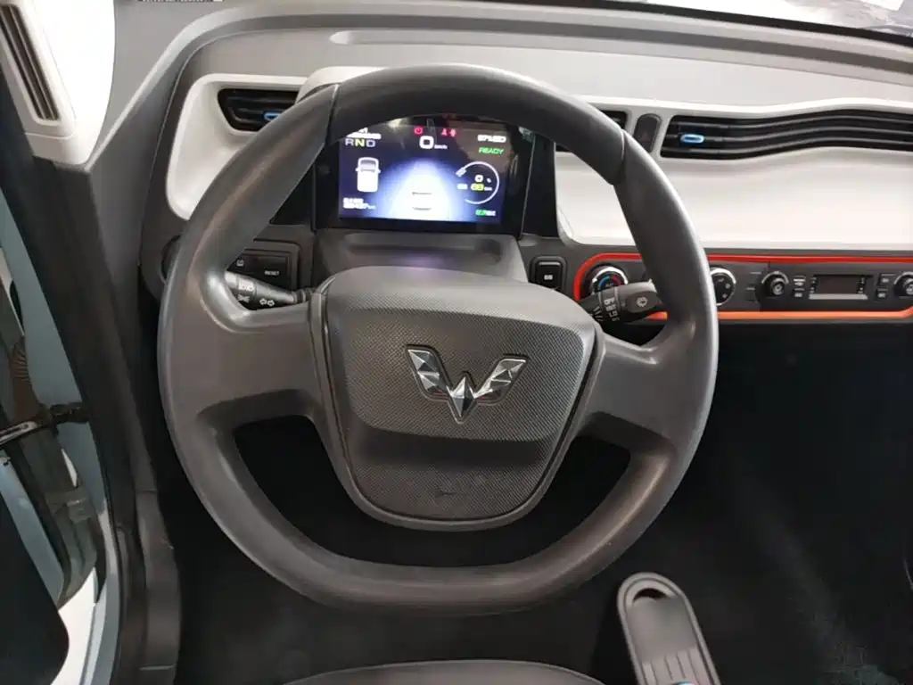Wuling MINIEV — миниатюра 11