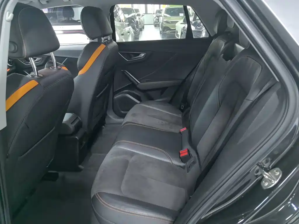 Audi Q2L e-tron — миниатюра 17