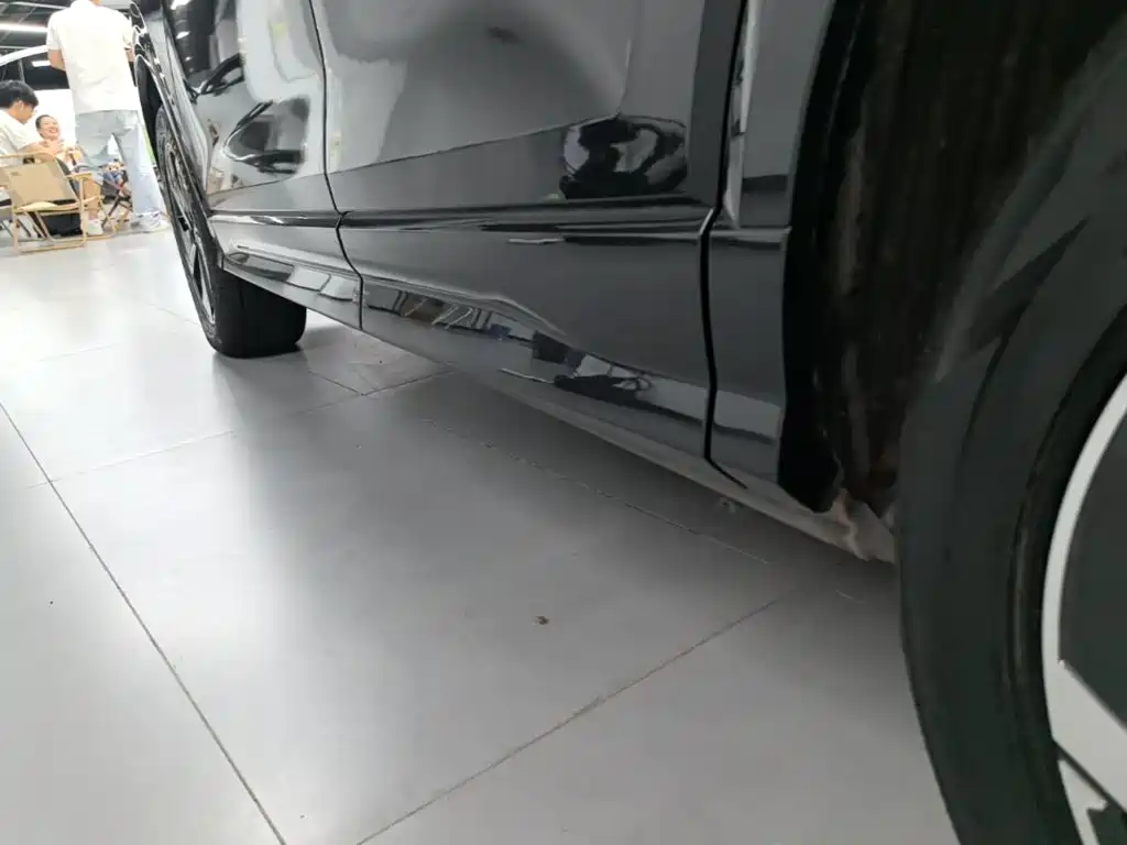 Audi Q2L e-tron — миниатюра 22