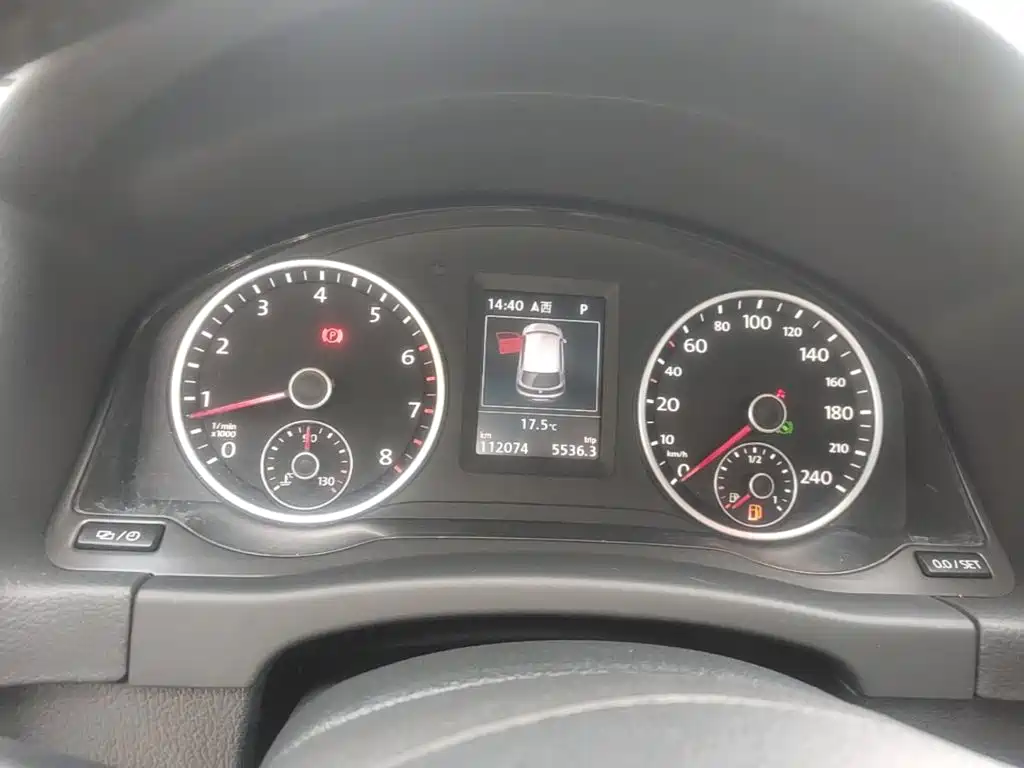 Volkswagen Tiguan — миниатюра 12